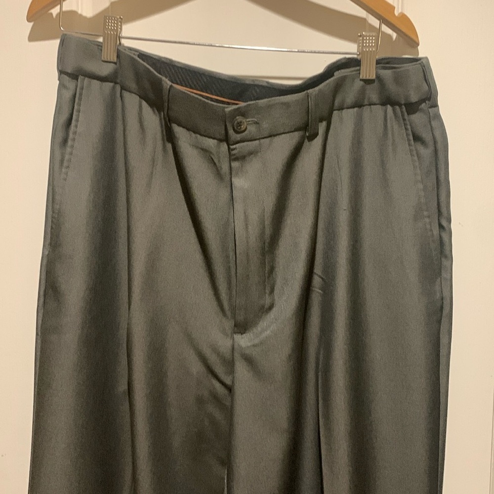 Haggar Men’s Grey Slacks